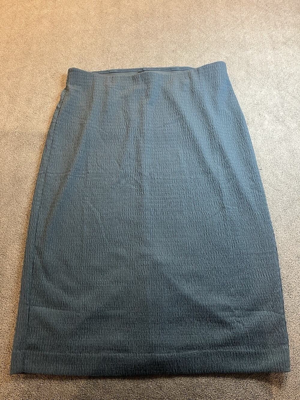 NWT Ann Taylor Factory Slate Blue Crinkle Textured Pencil Skirt - Size L B463